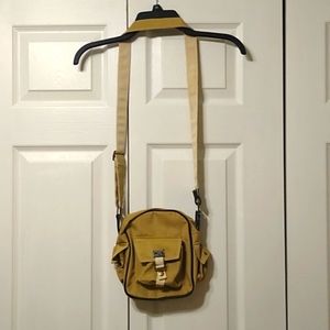Crossbody purse
